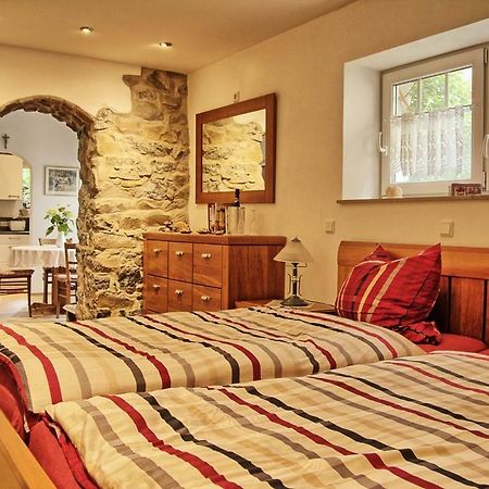 Auszeit Flair Der Provence Apartment Hausen  ภายนอก รูปภาพ