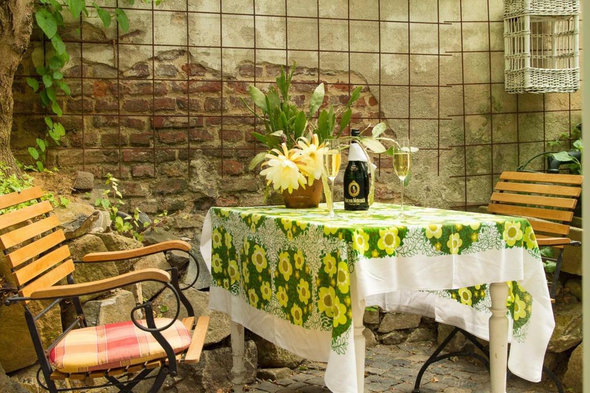 Auszeit Flair Der Provence Apartment Hausen  ภายนอก รูปภาพ